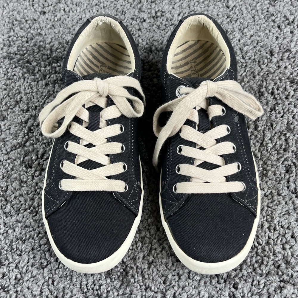 Taos Star sneaker in gray wash sz 8